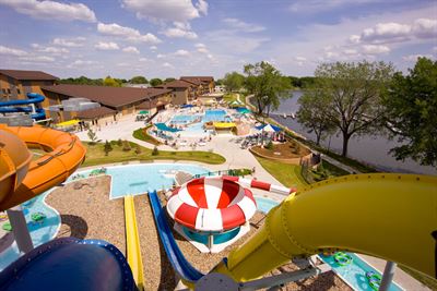 Storm Lake Resort Photo Gallery | Kings Pointe Waterpark Resort